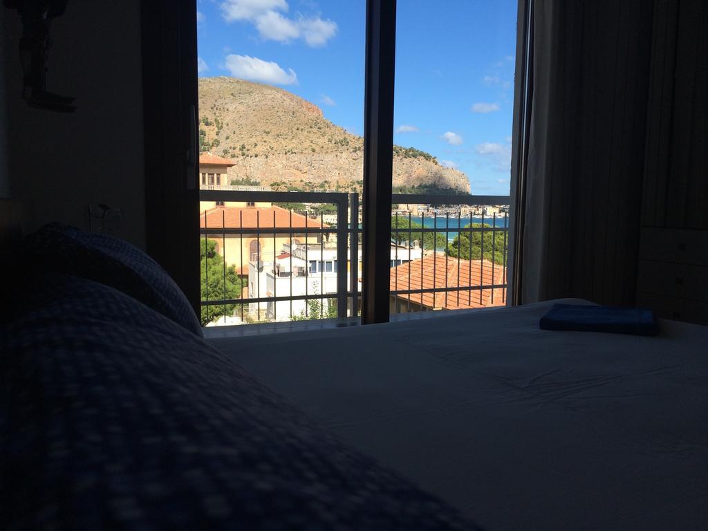 Mondello Luxury Apartment On The Beach 外观 照片