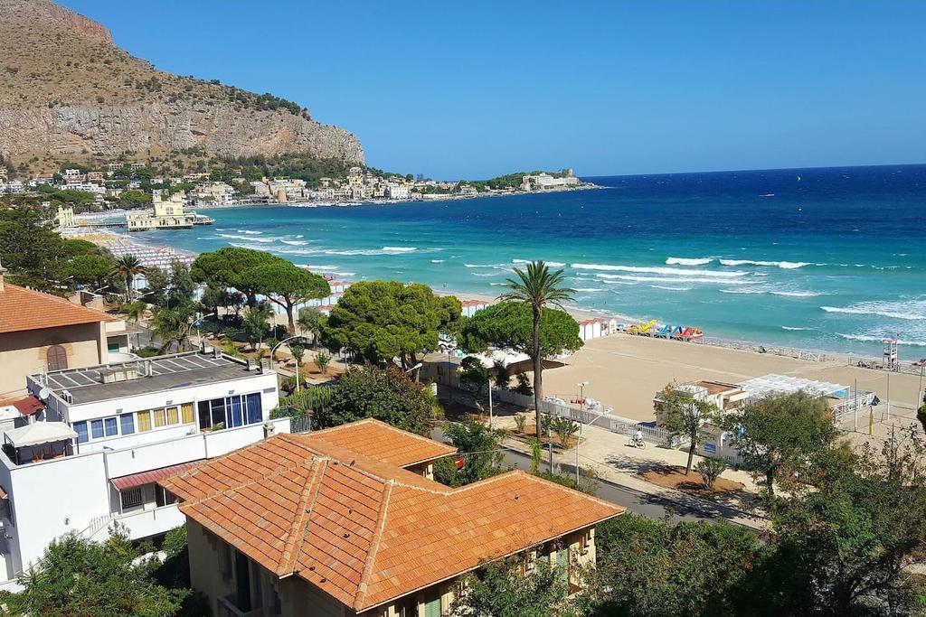 Mondello Luxury Apartment On The Beach 外观 照片